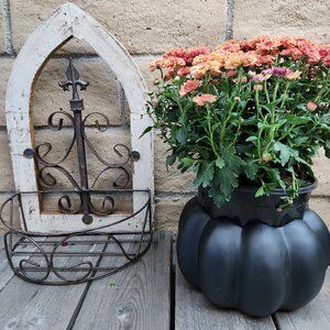 Pumpkin Planter Home/Front Porch/Back Yard/Garden Accent - Yard Art